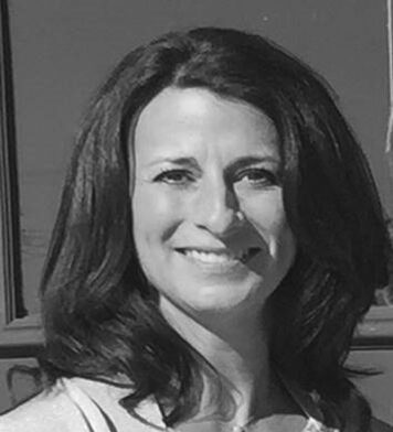 Black and white photo of a woman